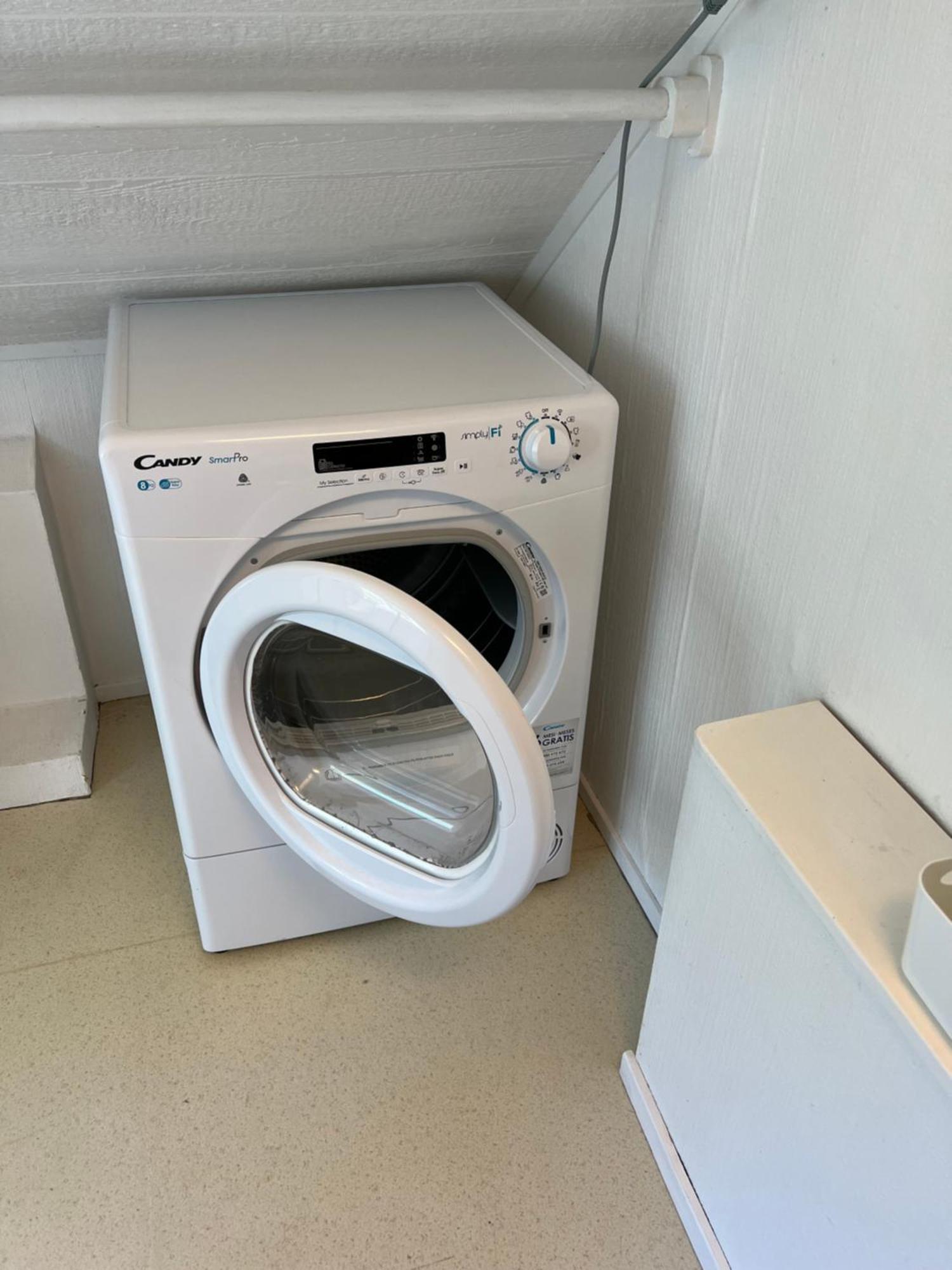 האוגסונד Lite Hus Med Egen Inngang - Sentral Beliggenhet מראה חיצוני תמונה