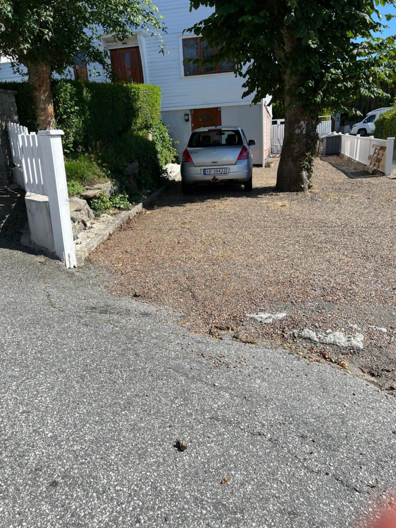 האוגסונד Lite Hus Med Egen Inngang - Sentral Beliggenhet מראה חיצוני תמונה